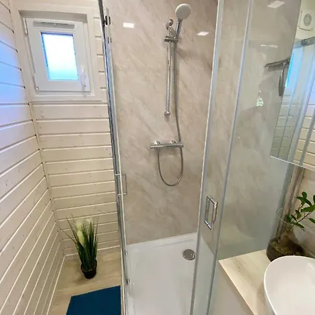 Naturhaus Wassermann Mit Boxspringbetten In Ruhiger Lage, Meernaehe 분스토트